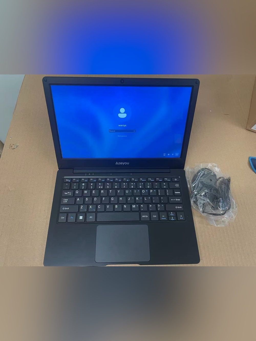 11.6" 128GB Windows 11 Pro Laptop-Account Locked, Needs Unlock-050401